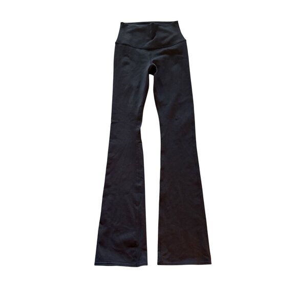 Alo Yoga Airbrush High-Waist Bootcut Legging in Black - Picture 1 of 6